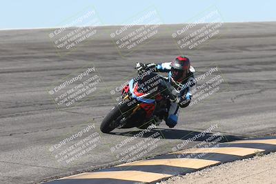 media/Oct-13-2025-Moto Forza (Mon) [[a66d839500]]/3-B Group/Session 2 (Bowl)/